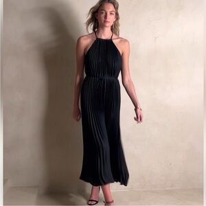 banana republic pleated belted maxi dress - black XS new with tags - NWT